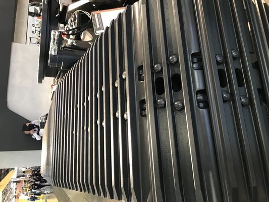 Pattini PC200 20Y-32-11111 di brontolone di triplo di TG190A-8 EX200