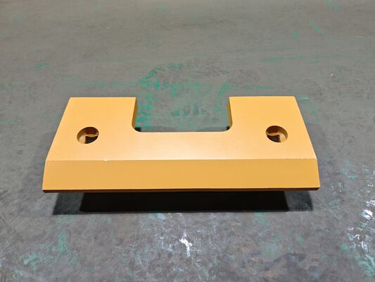 4217022140B Bolt in stile Komatsu su bordi di taglio