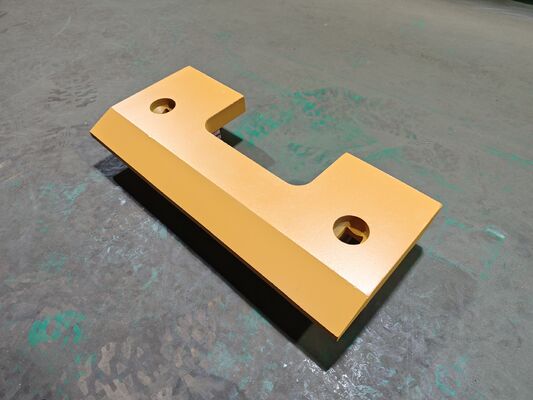 4217022140B Bolt in stile Komatsu su bordi di taglio