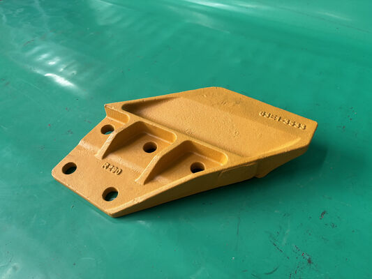 63E1-3533 Nuovo prodotto min Escavatore di roccia Forgiato bullone sul taglio laterale 63E13533