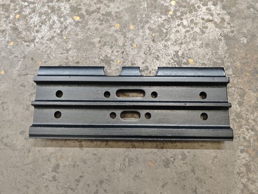 TST135A Scarpa da pista Triple Grouser scarpa da pista Pitch TG135A-6-400-0100