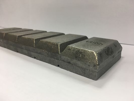 Parte antiusura del blocco di cioccolato CB100 Componente di protezione antiusura per attrezzature pesanti 240×100×23mm 3,9 kg