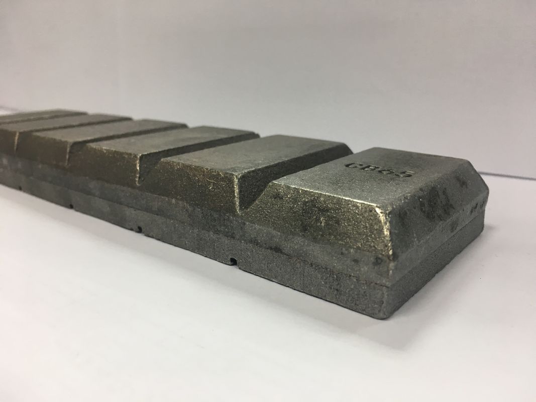 Parte antiusura del blocco di cioccolato CB100 Componente di protezione antiusura per attrezzature pesanti 240×100×23mm 3,9 kg